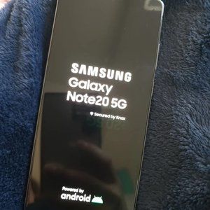 UNLOCKED Samsung Galaxy Note20 5g + accessories